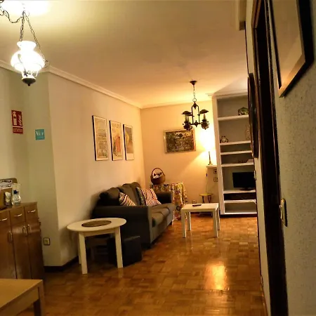 Stayandplay * Oviedo
